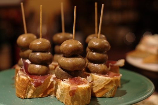 Pintxos, uno de los símbolos gastronómicos vascos 