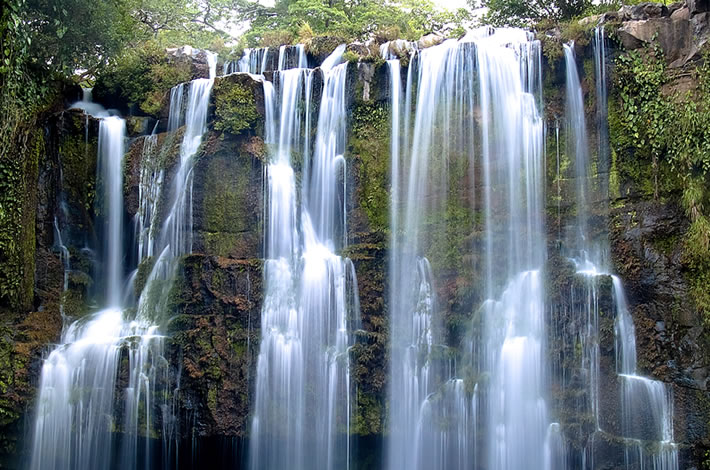 Cataratas Llanos de Cortés