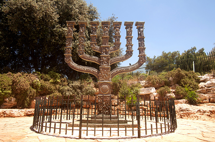 Menorah monumento