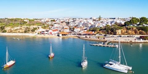 Vuelo más hotel a Alvor