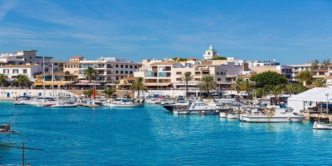 Vuelo más hotel a Cala Ratjada