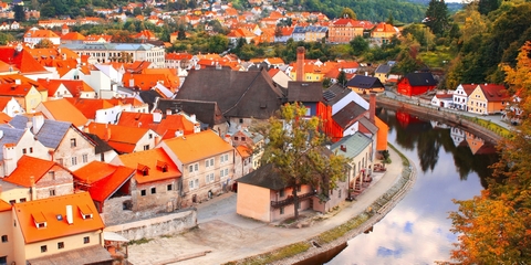 Vuelo más hotel a Cesky Krumlov