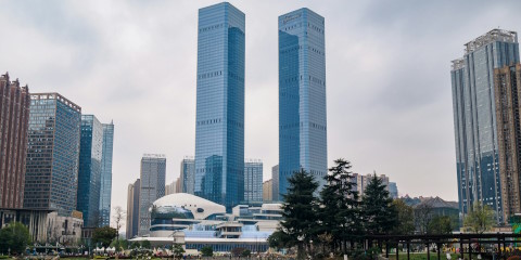 Vuelo más hotel a Guiyang