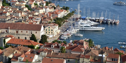 Vuelo más hotel a Hvar