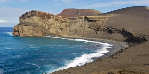 Vuelo más hotel a Isla de Faial