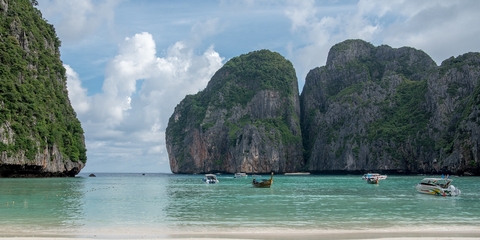 Vuelo más hotel a Islas Phi Phi 