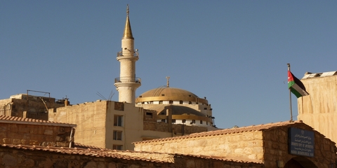 Vuelo más hotel a Madaba