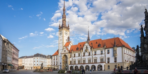 Vuelo más hotel a Olomouc