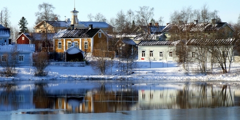 Vuelo más hotel a Oulu