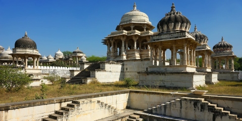 Vuelo más hotel a Udaipur