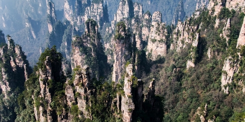 Vuelo más hotel a Zhangjiajie