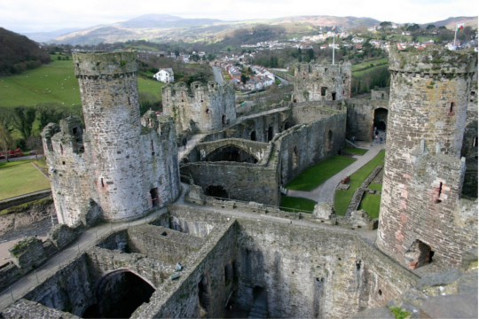 Recorre los interiores del Castillo de Conwy