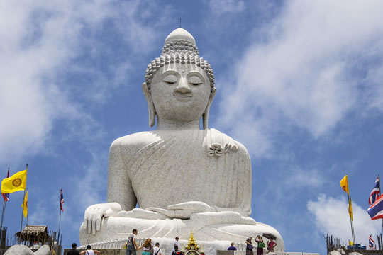 Déjate seducir por la espiritualidad del Gran Buda gigante