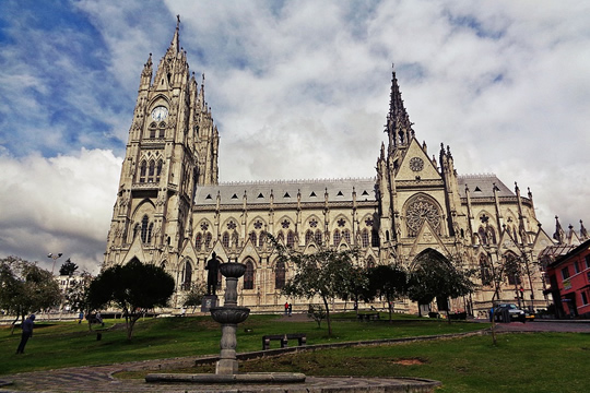 Visita la Catedral de Quito y empápate de su historia