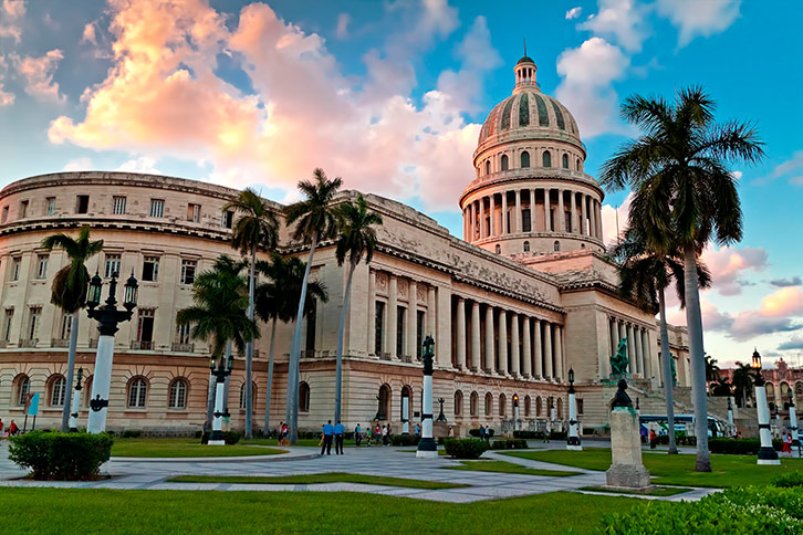 Jardines del Capitolio en La Habana, Cuba